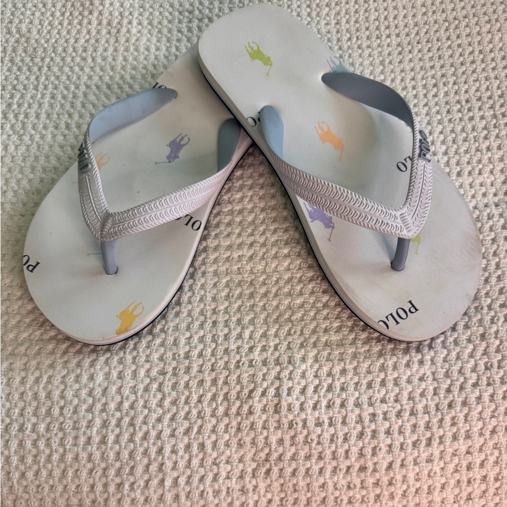 Polo by Ralph Lauren Gray Sandals with Thong Design